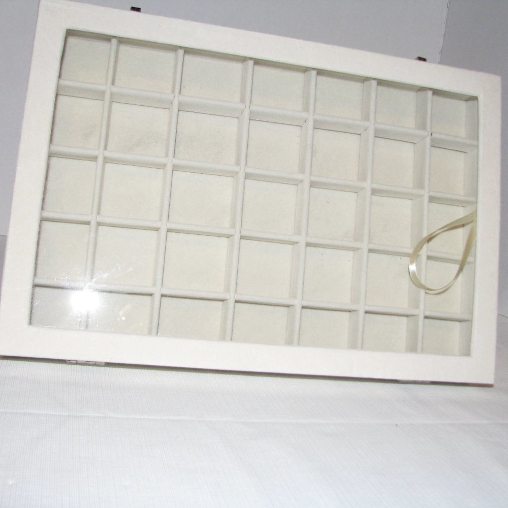 Jewelry Display Case